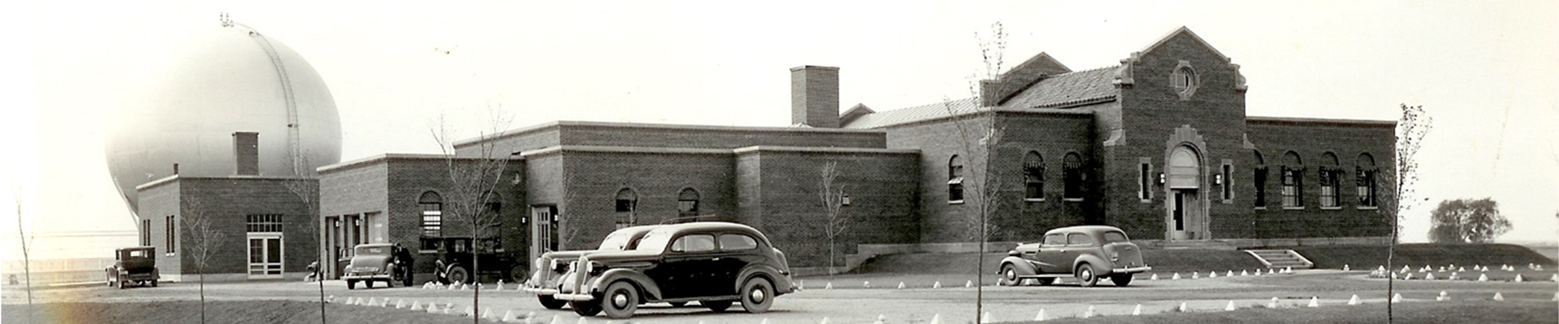 GBMSD Administration Building in 1930s